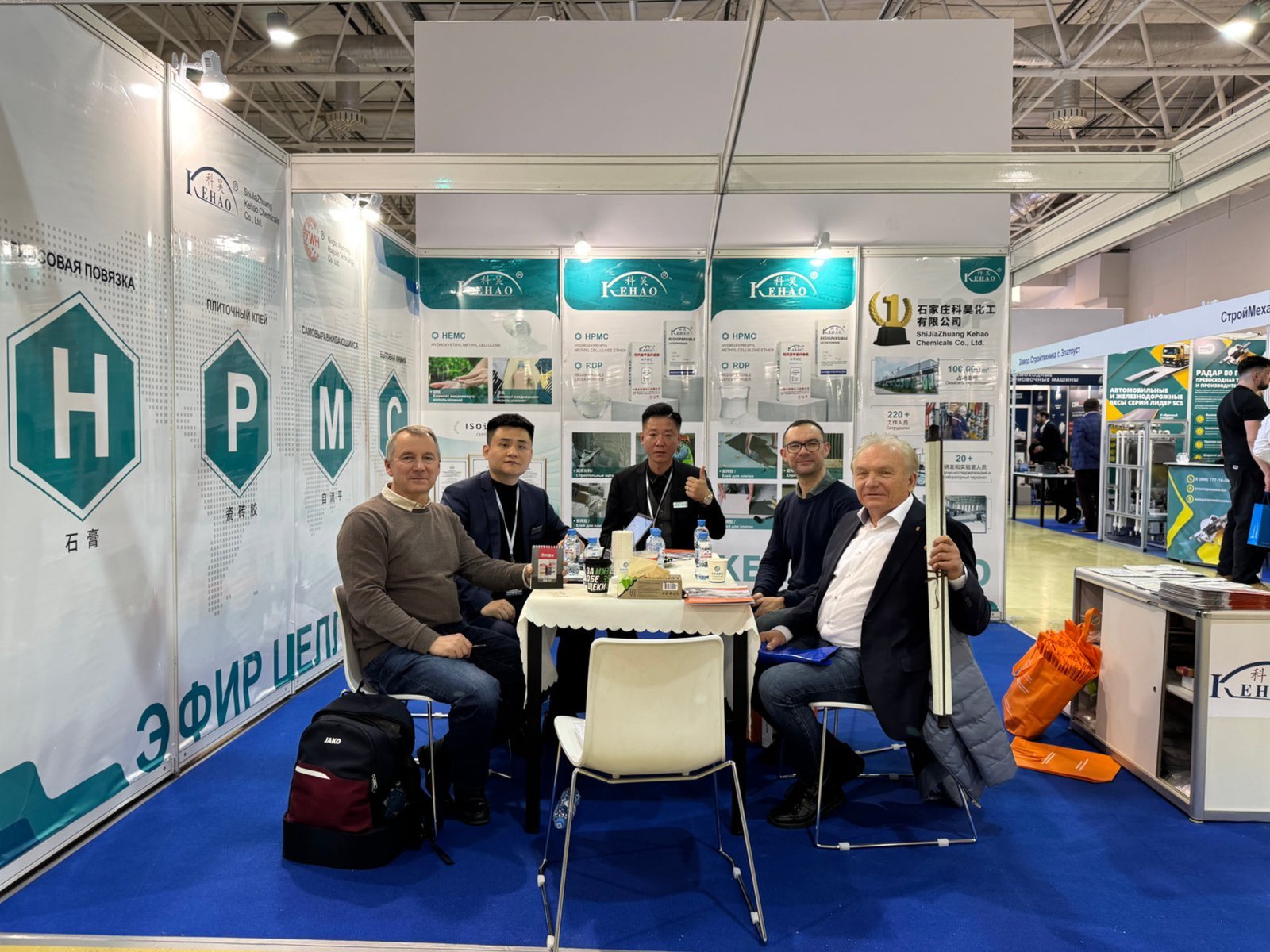 Kehao Chemicals exhibition booth and team at an international industry exhibition