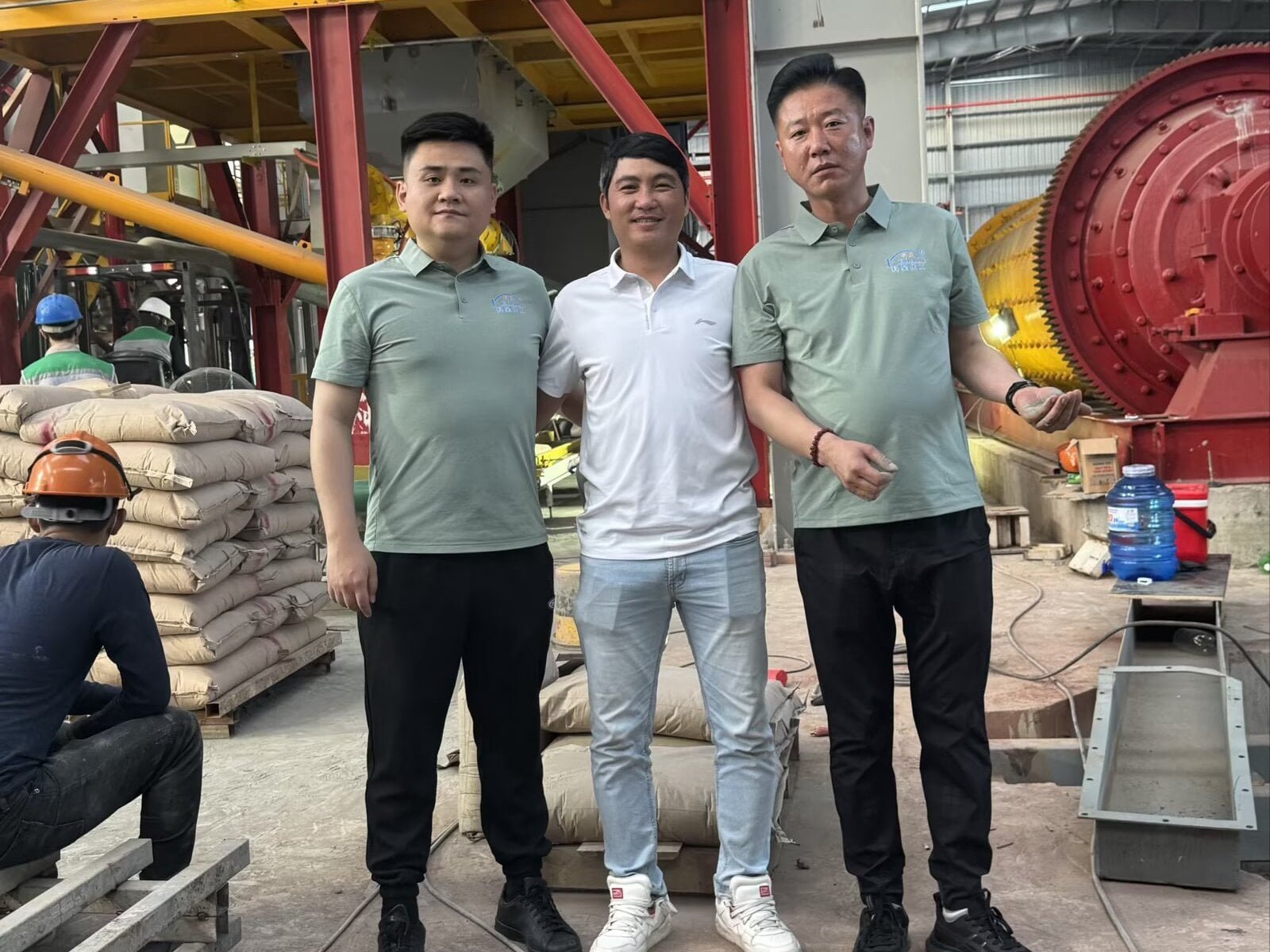 Technical sourcing and quality validation for manufacturers